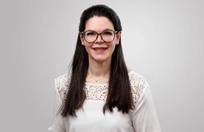 Praxismanagerin Sandra Kelterbaum in Zahnarztpraxis Bad Camberg